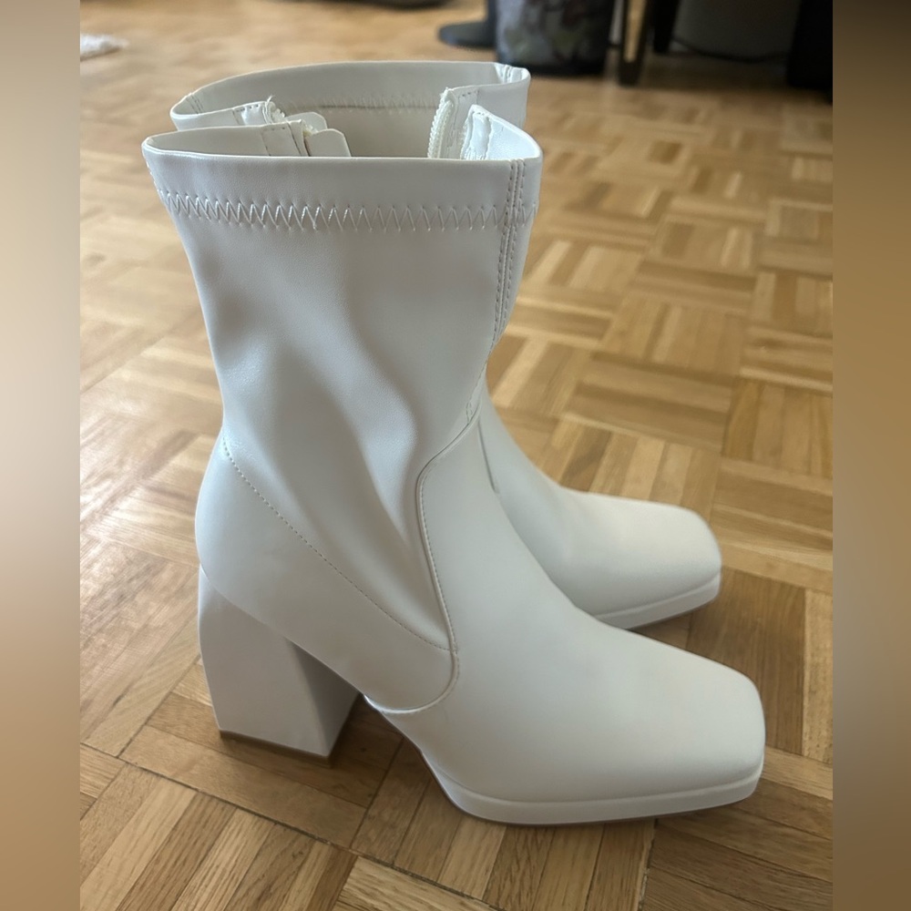 Square Toe Platform High Ankle White Booties